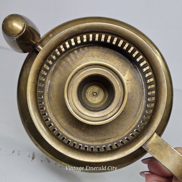 Vtg Antique Brass Chamberstick Rare Candle Holder W Handle Tapered Candelabra - Picture 10 of 13